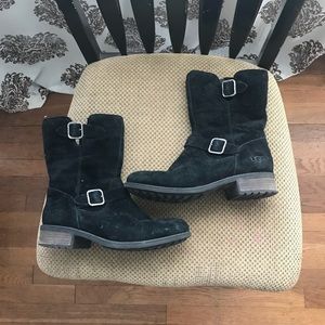 Ugg Chaney boots size 9